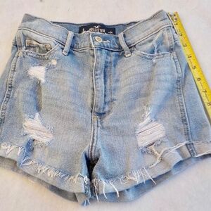 Hollister Vintage Stretch Distressed Ultra High-Rise Denim Short Short Size 0 w2